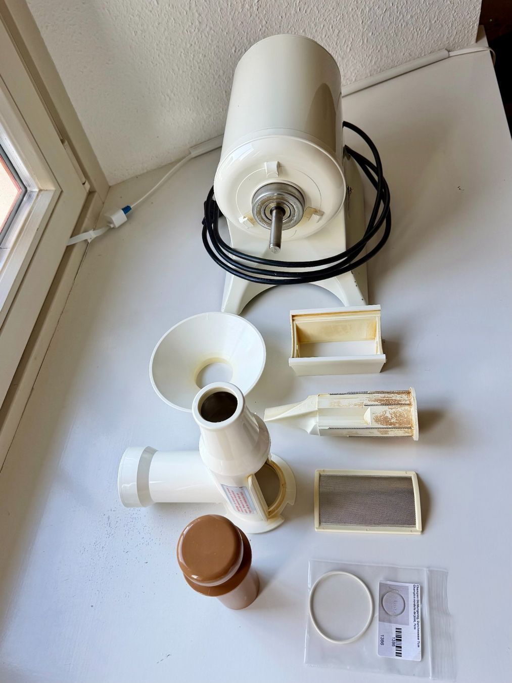 Elettrodomestici da cucina: champion juicer – Usato da Wädenswil venduto da ulimod 3