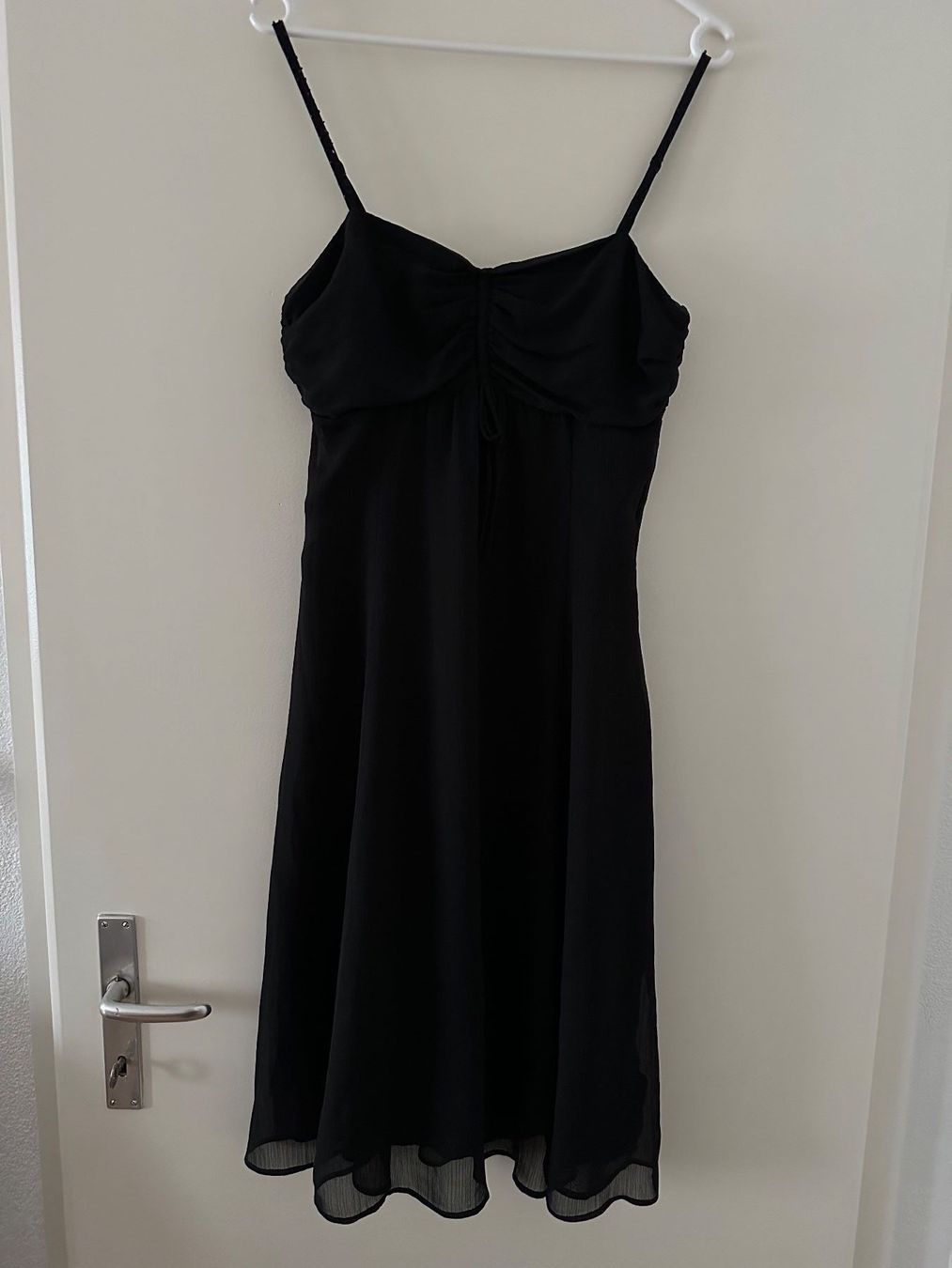 Mexx Vestiti: Mexx Cocktailkleid schwarz – Usato da Trimbach venduto da Goldchild_8