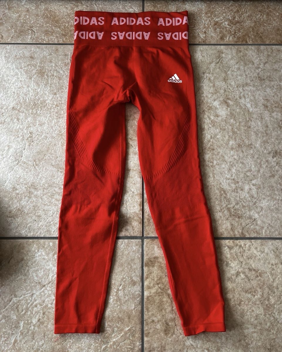 Adidas Leggings: Adidas Sportleggins – Nuovo (secondo la descrizione) da Henau venduto da martina_1998 3