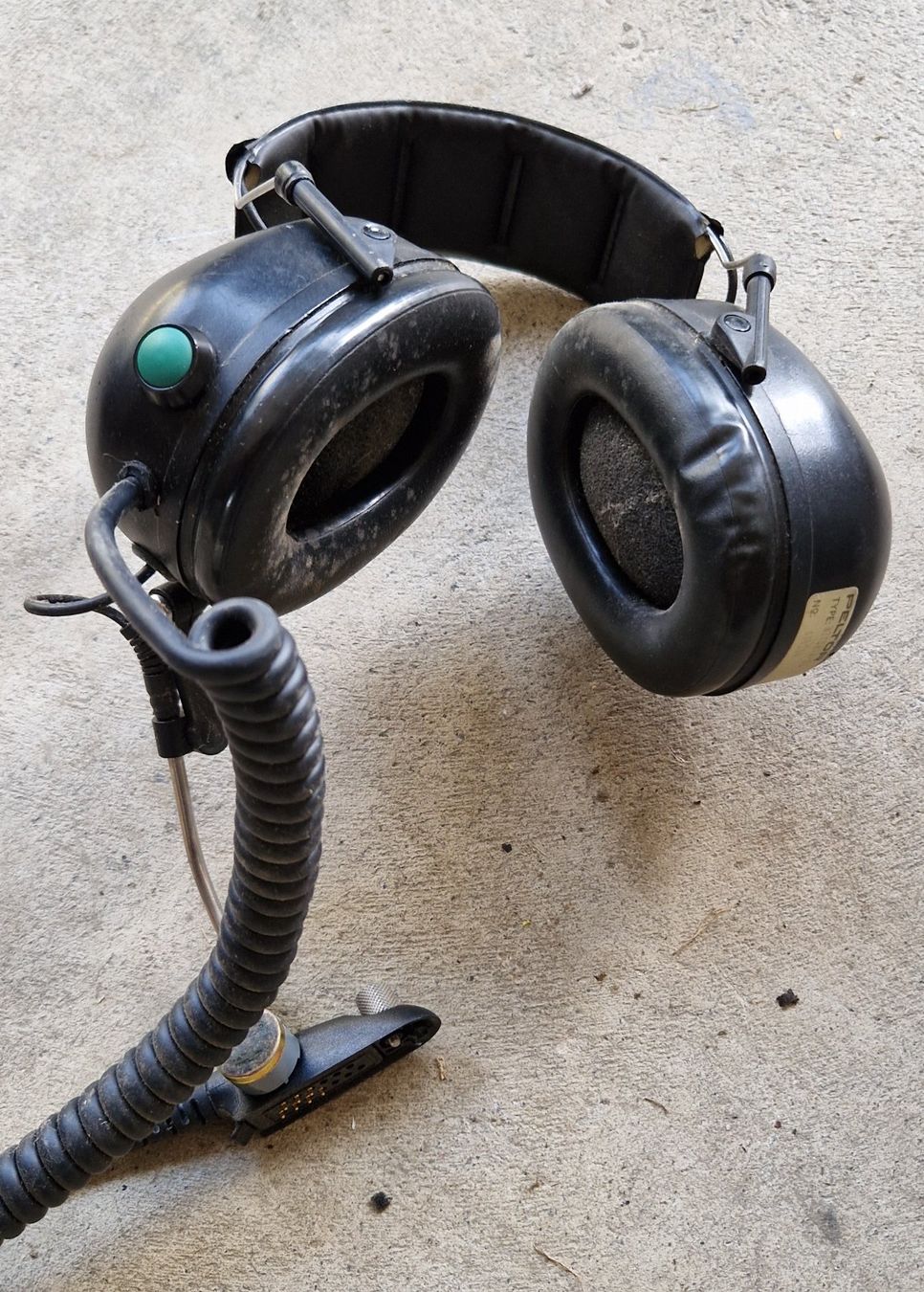 3M Kopfhörer: Verkaufe ein gebrauchtes Piloten 3M Peltor Headset – Defekt aus Meierskappel von Masi85 1