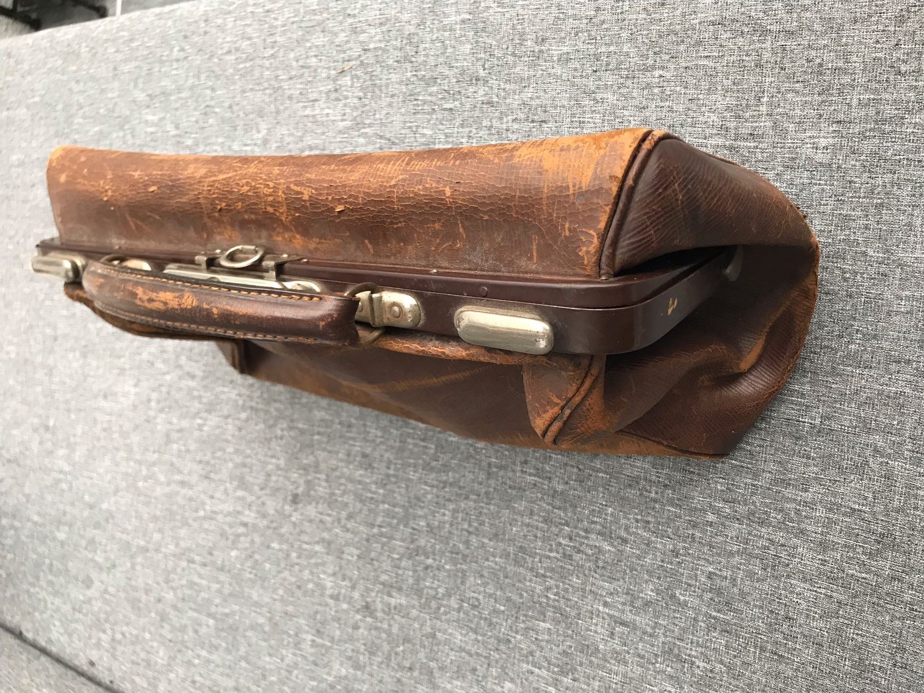 Borse: Ledertasche / Arzttasche Vintage – Usato da Fehraltorf venduto da moopli 1
