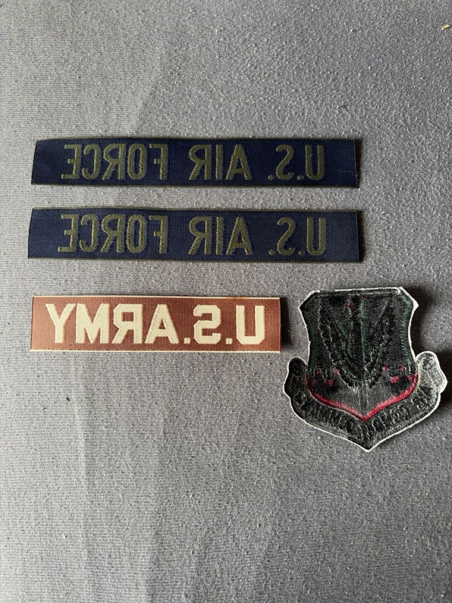 US Army Uniformi: Diverse US Army/ Air Force abzeichen – Usato da Balsthal venduto da Sven.sch 1