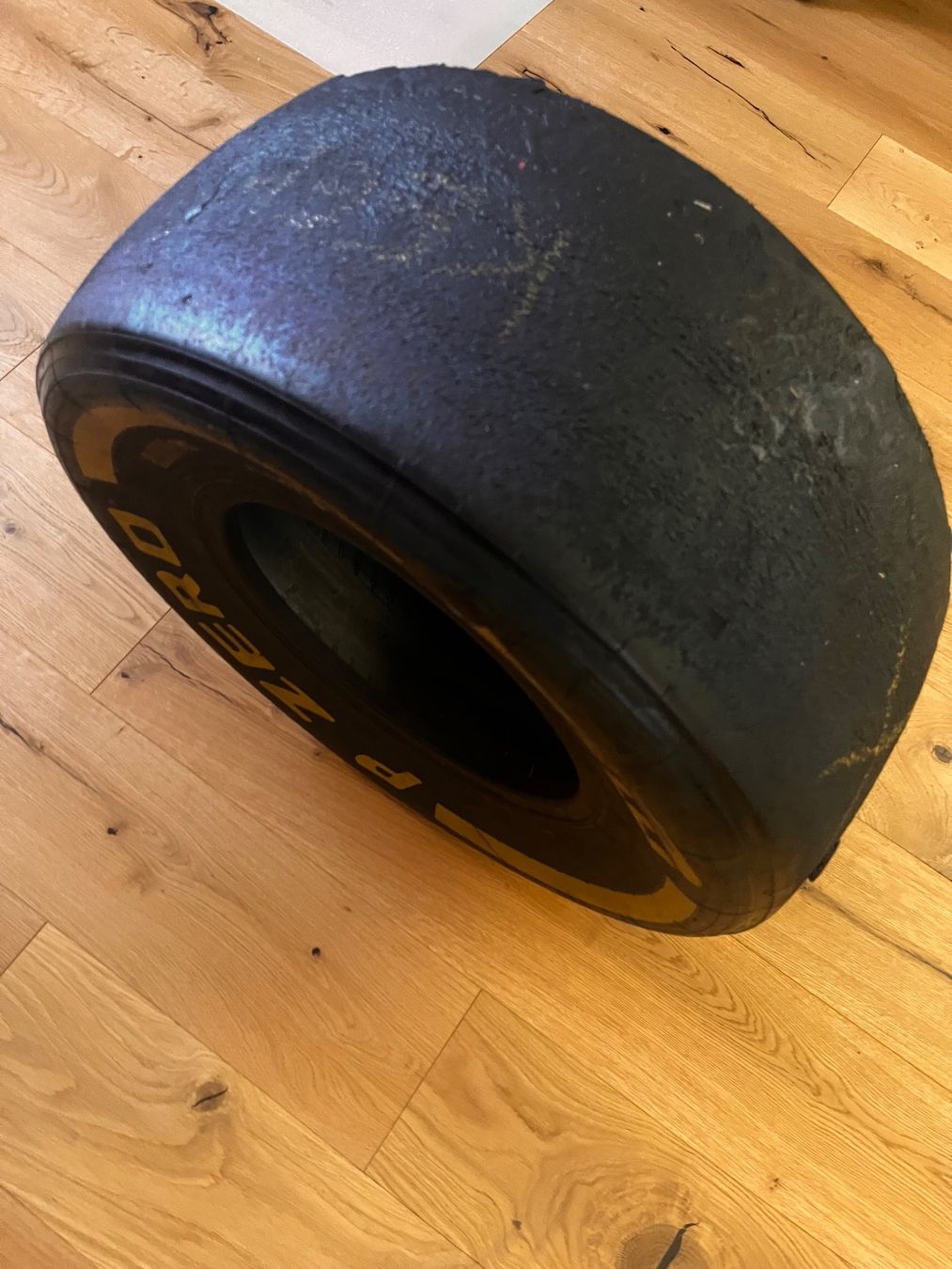 Pirelli Pneus & Kompletträder: Formel 1 Academy Reifen – Gebraucht aus Jonschwil von sev_hp9k 1