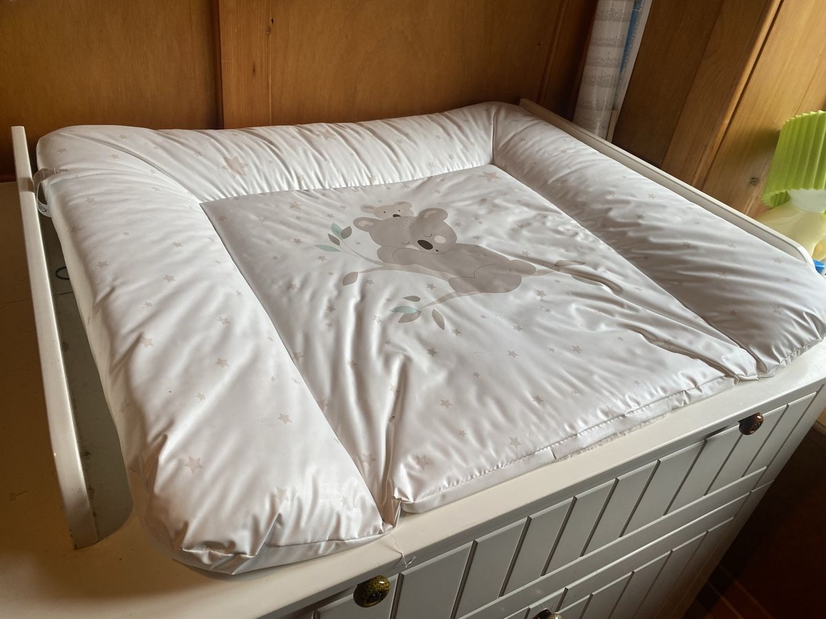 Fasciatoi & Accessori: Wickeltisch – Usato da Churwalden venduto da Dovicovicka 1