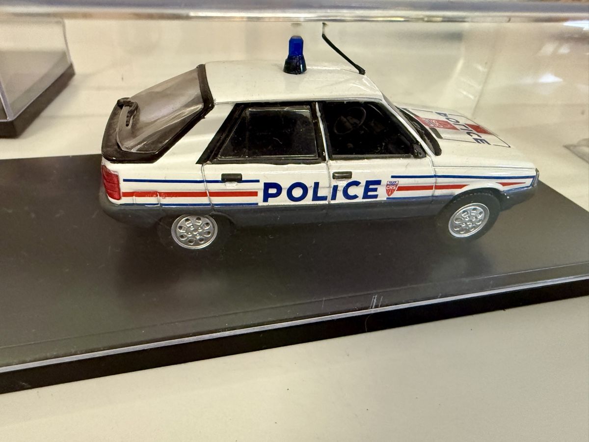 Voitures modèles: 1:43 Police 11Stück – Neuf (Voir description) à Uster par Buchel 5