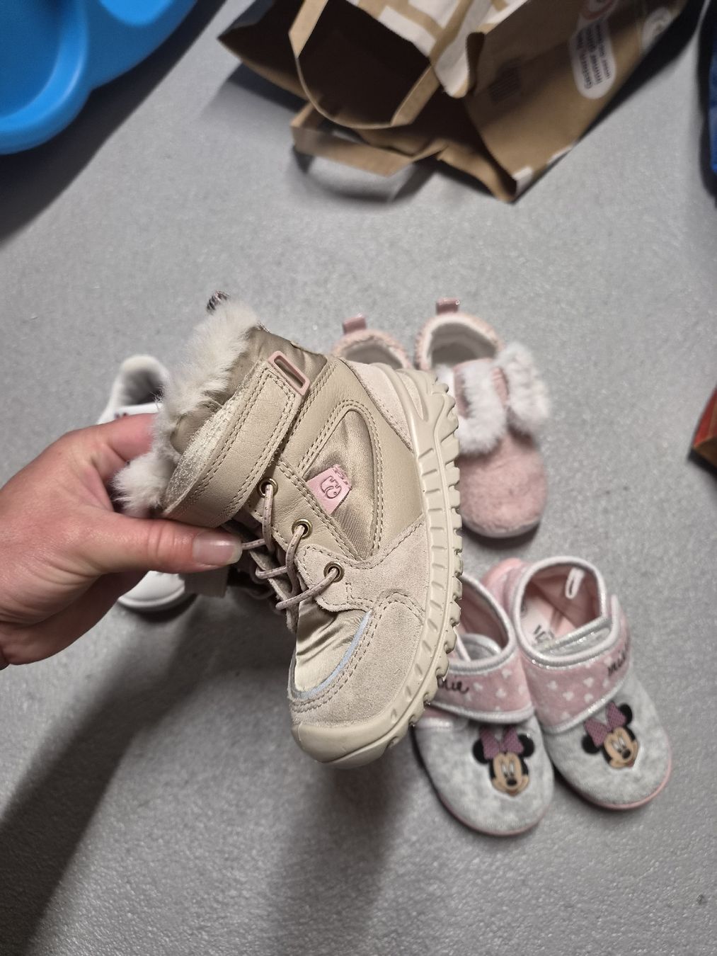 Scarpe per ragazzi: Babyschuhe Grösse 22 – Usato da Wettingen venduto da sof_yw7f 1