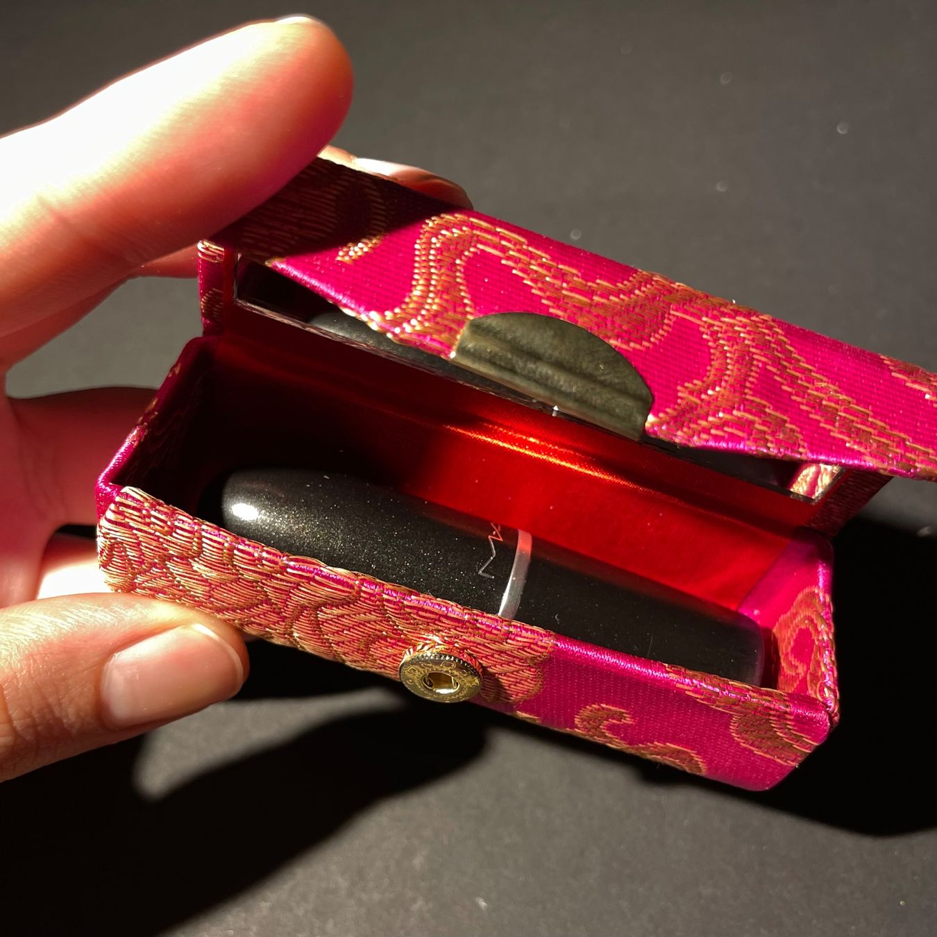 Make-up: NEU: Lippenstift box mit Spiegel #10 – Nuovo e nell'imballaggio originale da Bellach venduto da Dreamer2501 1