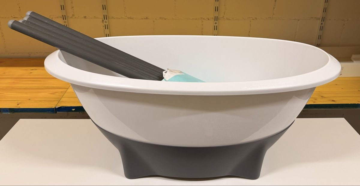 Tout pour le bain: Baby Badewanne  – D'occasion à Lenzburg par MonikaCha