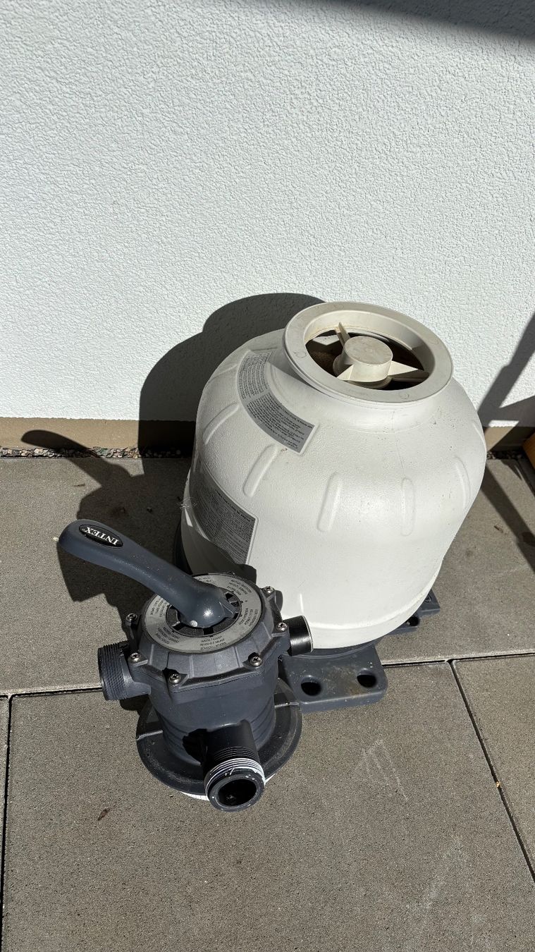 Intex Accessori per Piscine: Sandfilter-Poolpumpe Intex SX2800 – Usato da Sissach venduto da zumsy 2