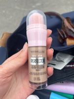 Maybelline Instant Age Rewind Perfector 4-in-1 Glow Make 01