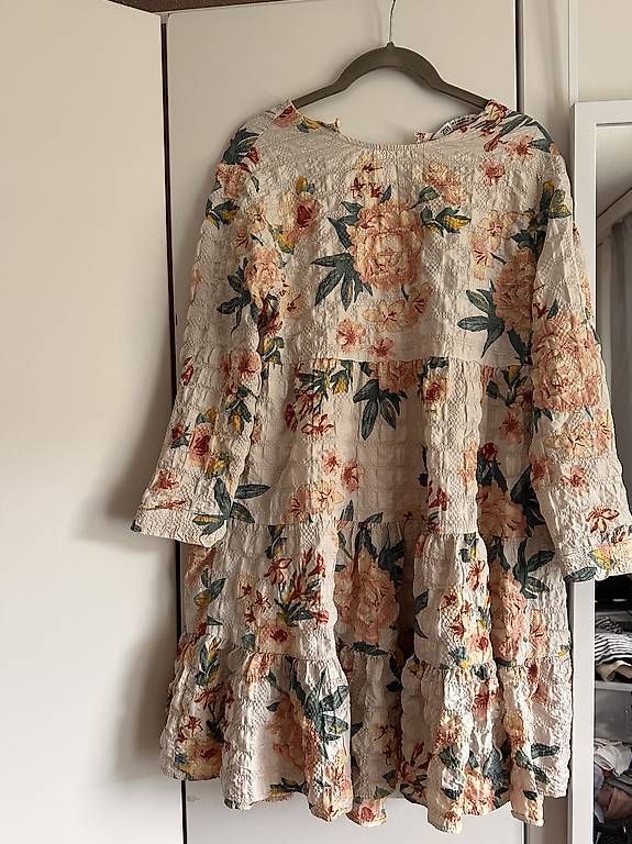 Vestiti: Zara Sommerkleid   – Usato da Neuenhof venduto da lpa_j6rr