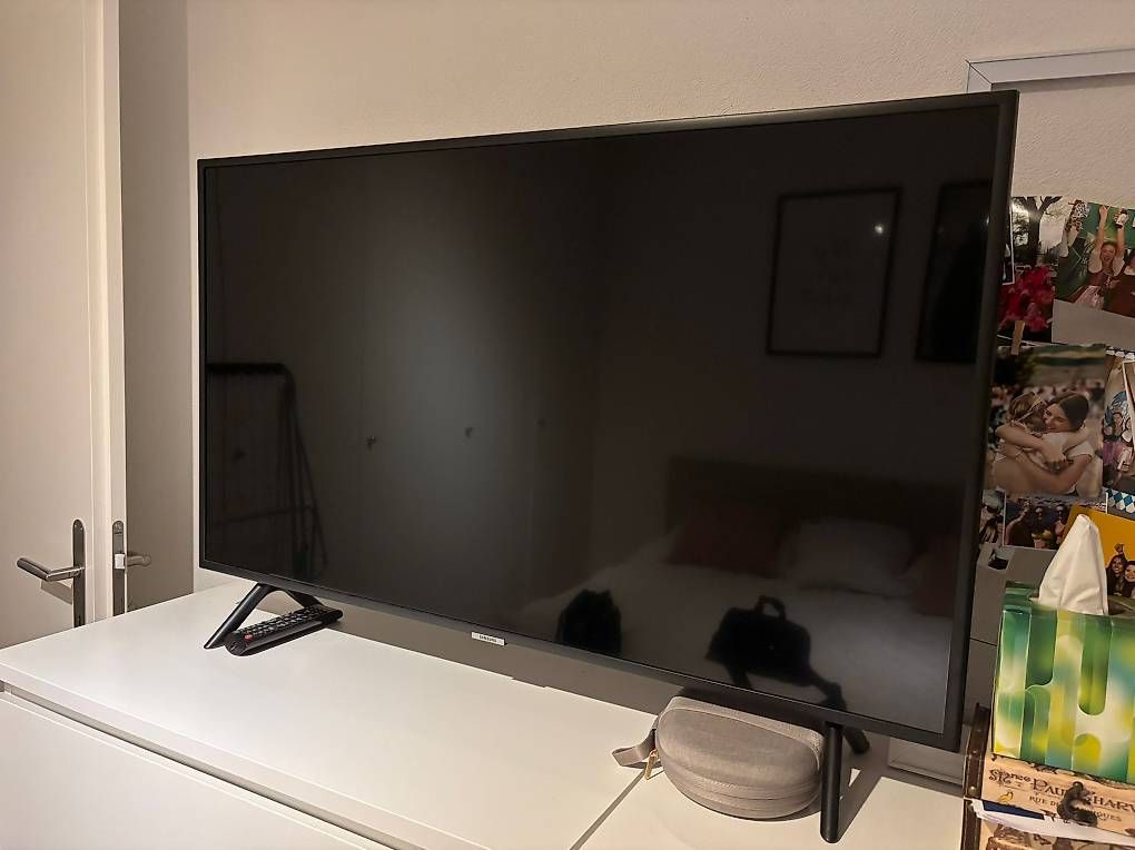 Samsung Televisori: Samsung TV 43" Flat UHD – Usato da Kriens venduto da janus17 1