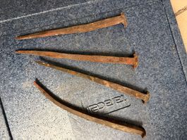 Antike geschmiedete Nägel