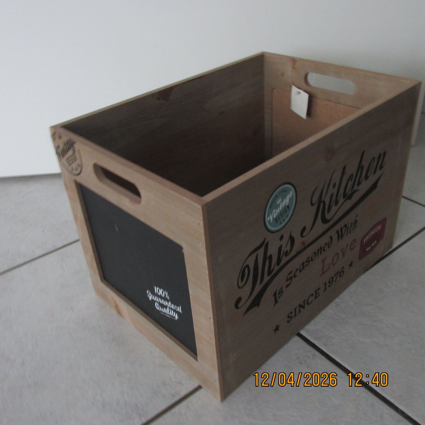 Transportkisten: Holzkiste Vintage Look mit Tafelfront – Gebraucht aus Galgenen von Forflowers 1