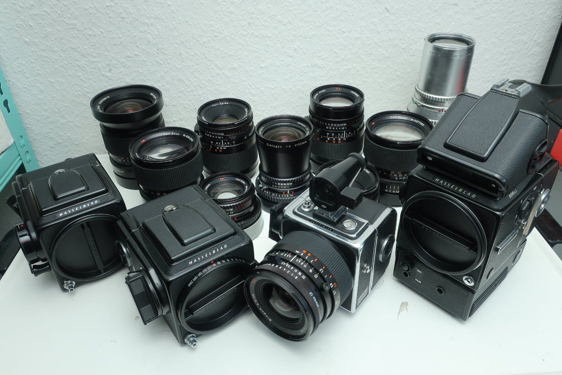 Hasselblad Fotocamera: LETZTE Gelegenheit Hasselblad Sammlung Kameras Objektive – Usato da Zürich venduto da dnk_nrd8 1