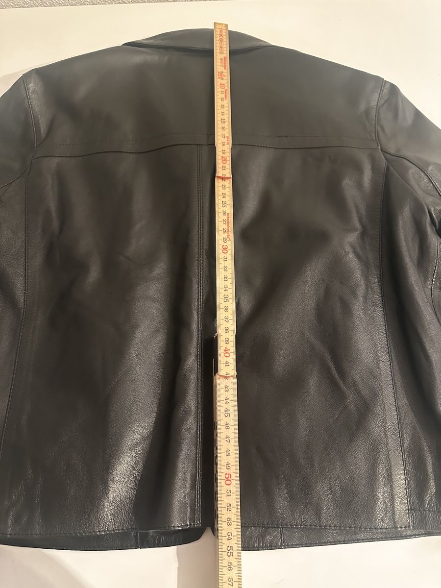 Vestes: Lederjacke schwarz Gr. S – D'occasion à Kriens par Pilatu 6