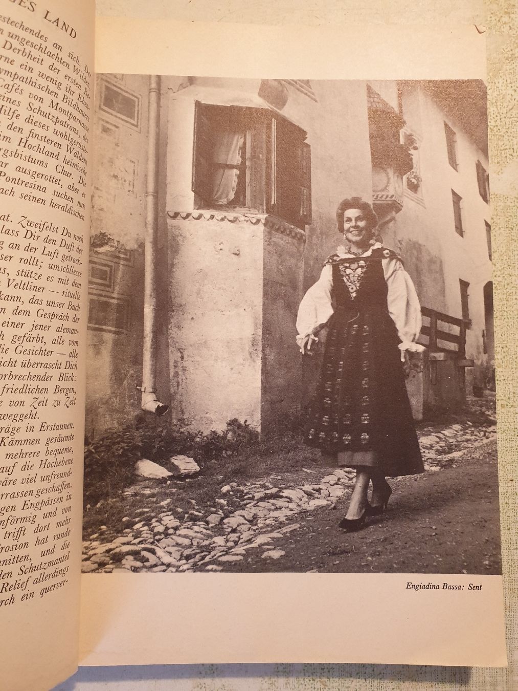 Libri: Graubünden _ Unbekannte Schweiz – Usato da Viganello venduto da Priska.c 2