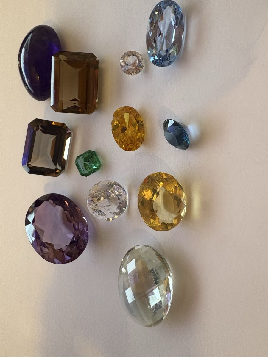 Pietre preziose: Edelsteine von Schmuck  – Usato da Murten venduto da Tzaugg 2