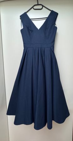 Neues Cocktail Kleid von Chi Chi London in Grösse 8