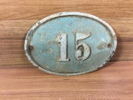 Antike Haus -Nummer 15 Gusseisen schöne Patina