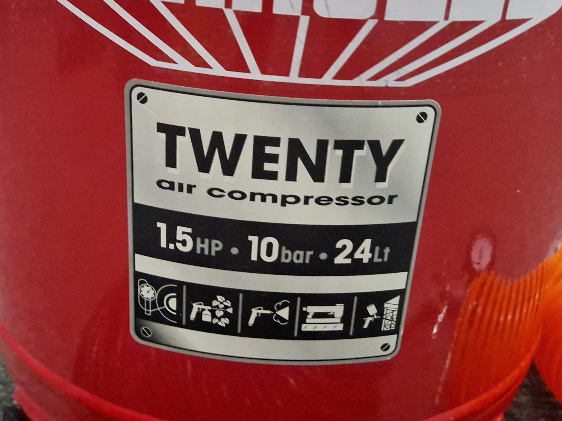 Compressori: Oelfreier Druckluftkompressor mit Zubehör – Usato da Cham venduto da Dave63 2