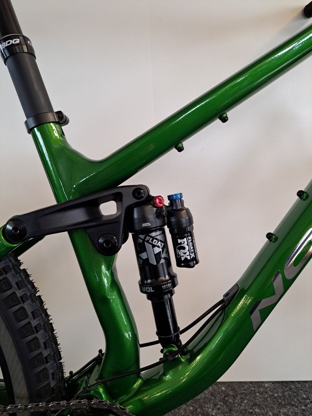 Norco Biciclette: Norco Fluid Trail-Bike mit FOX Kashima Coat – Nuovo e nell'imballaggio originale da Herisau venduto da Tioga 2