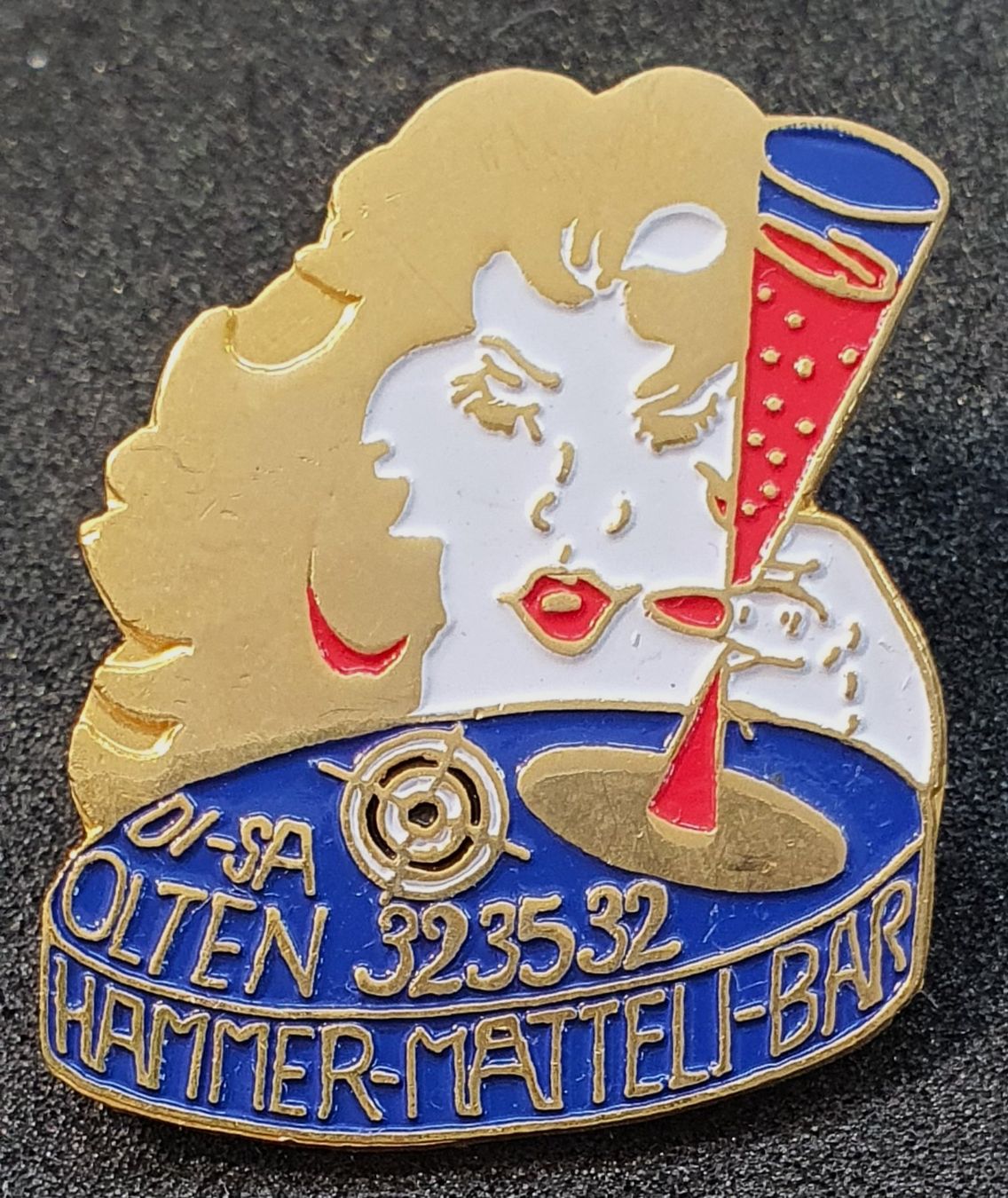 Plaketten & Abzeichen: S924 - Pin Olten Hammer Mätteli Bar – Gebraucht aus Reinach BL von Boston-Verkauf