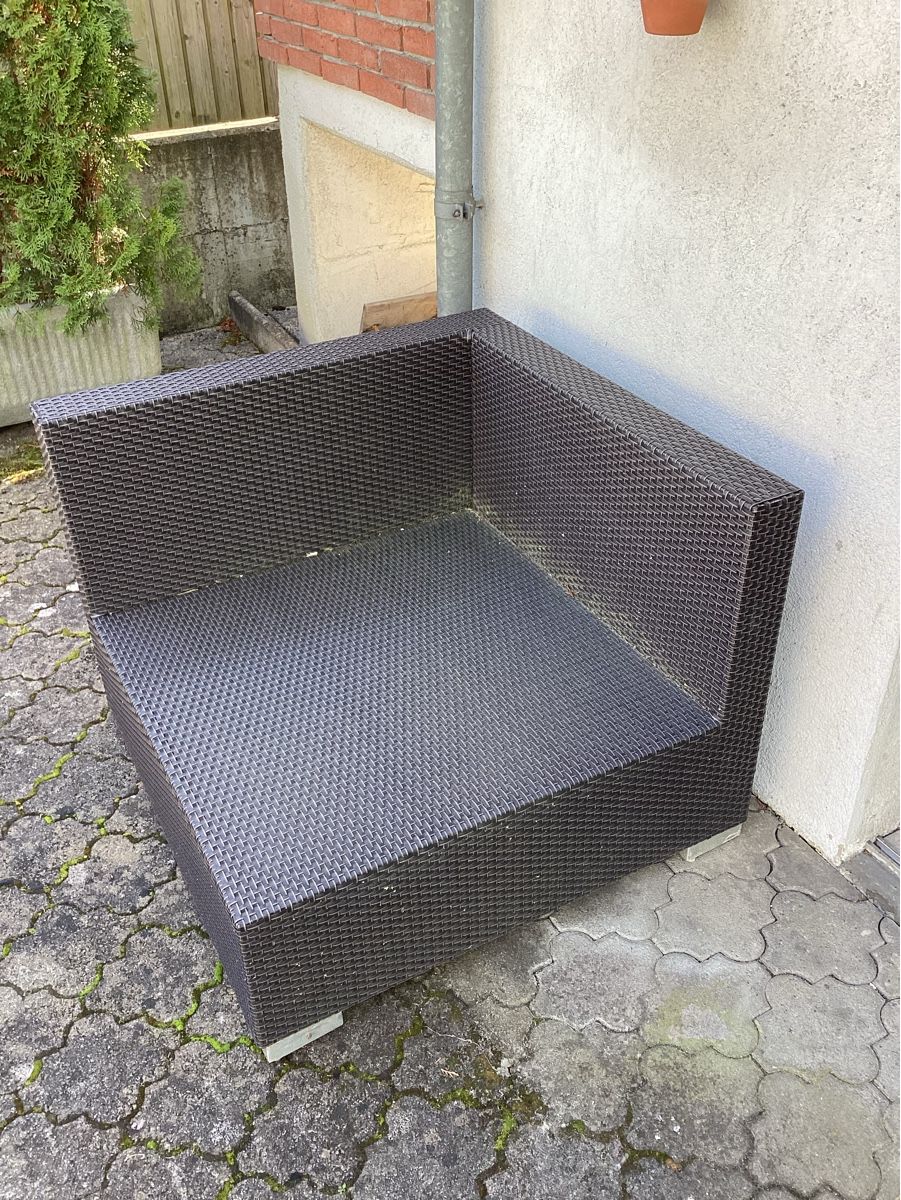 Poltrone: Gartenlounge Eckgarnitur – Usato da Kölliken venduto da Rwolfer 3