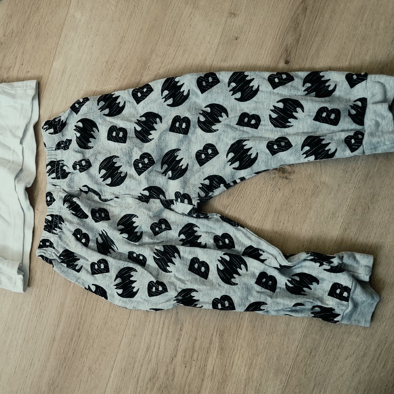Pigiama & Simili: Pyjama Batman Gr. 86 – Usato da Lupsingen venduto da sta_wgg5 3