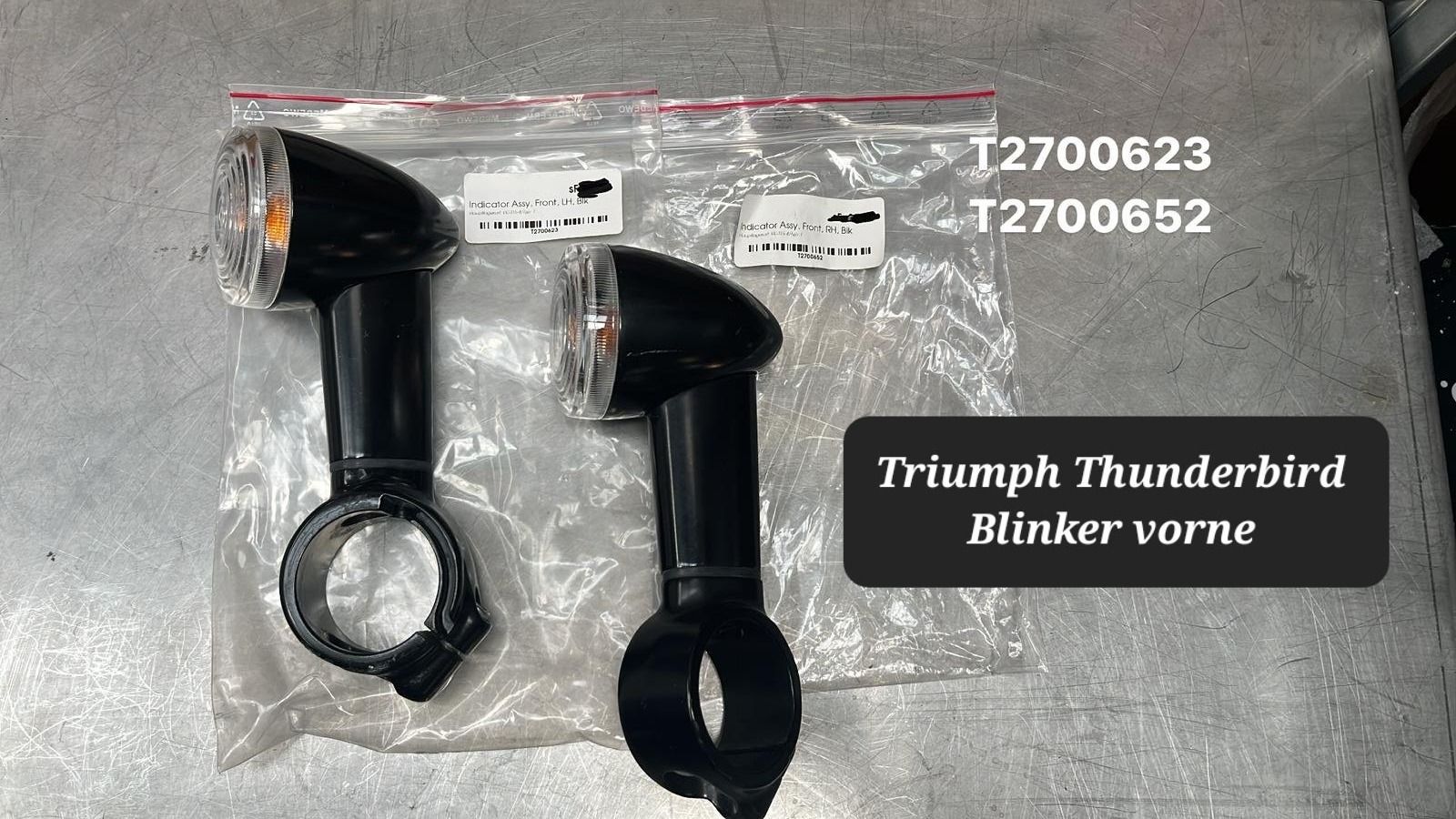 Triumph Tutti i ricambio per moto: Triumph Thunderbird Blinker vorne  R+L – Usato da Alpnach Dorf venduto da Biker-Lady