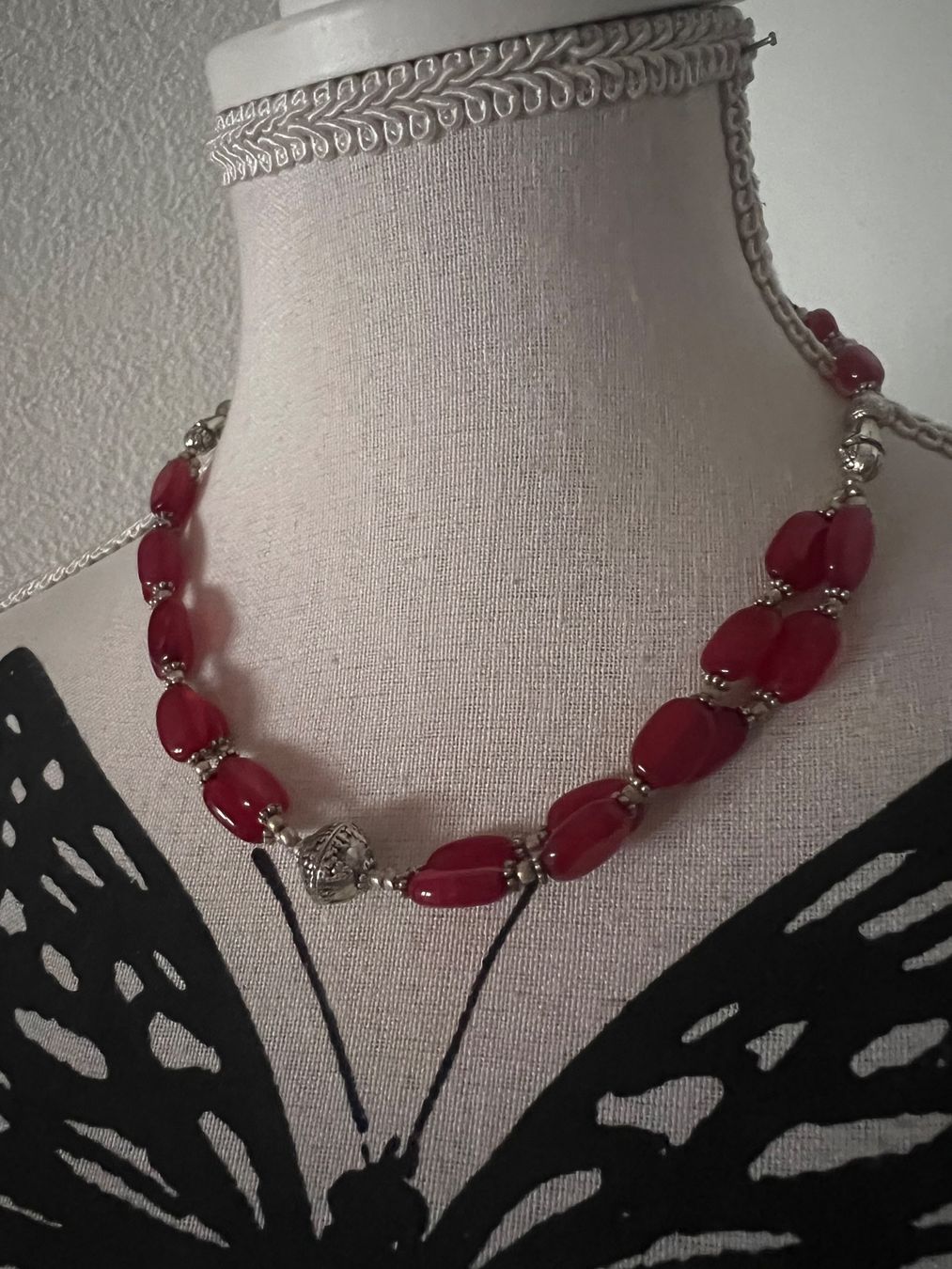 Catenine: Hübsches Kette mit Silber und Rubin – Usato da Neerach venduto da romiping