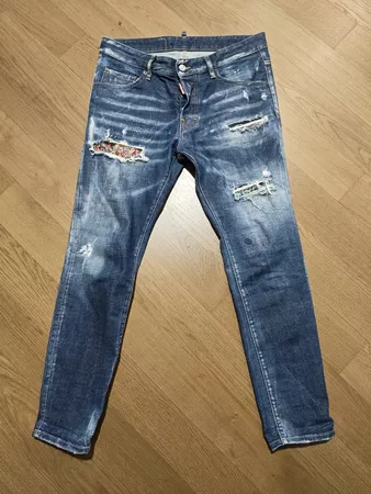 Dsquared2 Jeans Gr. 46 Top!
