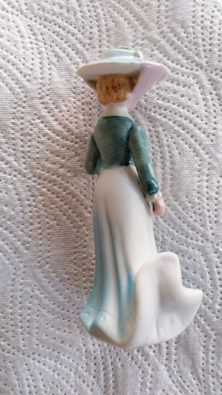 Figuren: Porzellan Lady – Gebraucht aus Grächen von Hel7890 1