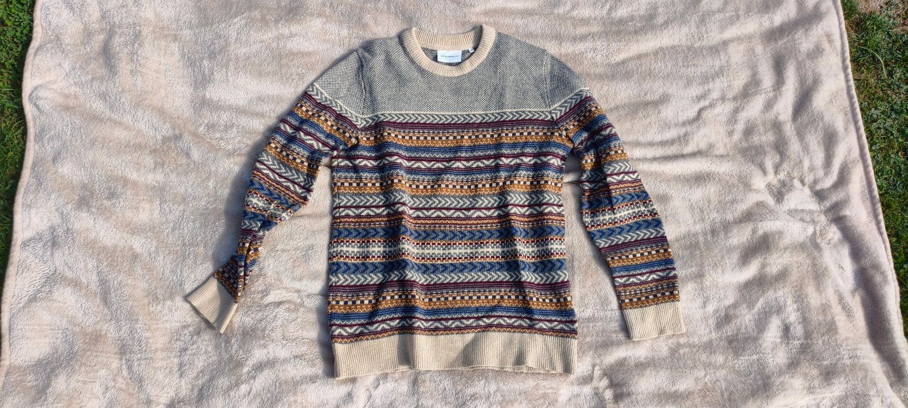 Maglioni & Felpe: Herren Pullover gemustert mehrfarbig Grösse M gebraucht – Usato da Schwerzenbach venduto da darkas