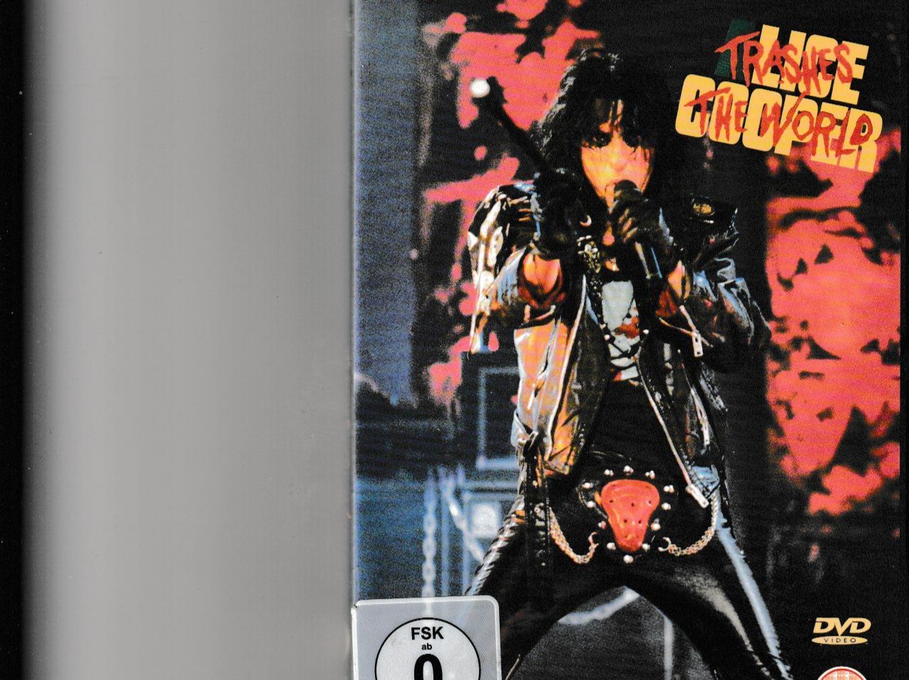 Tutti i DVDs: Alice Cooper - Trashes the world – Usato da Chur venduto da zowie72