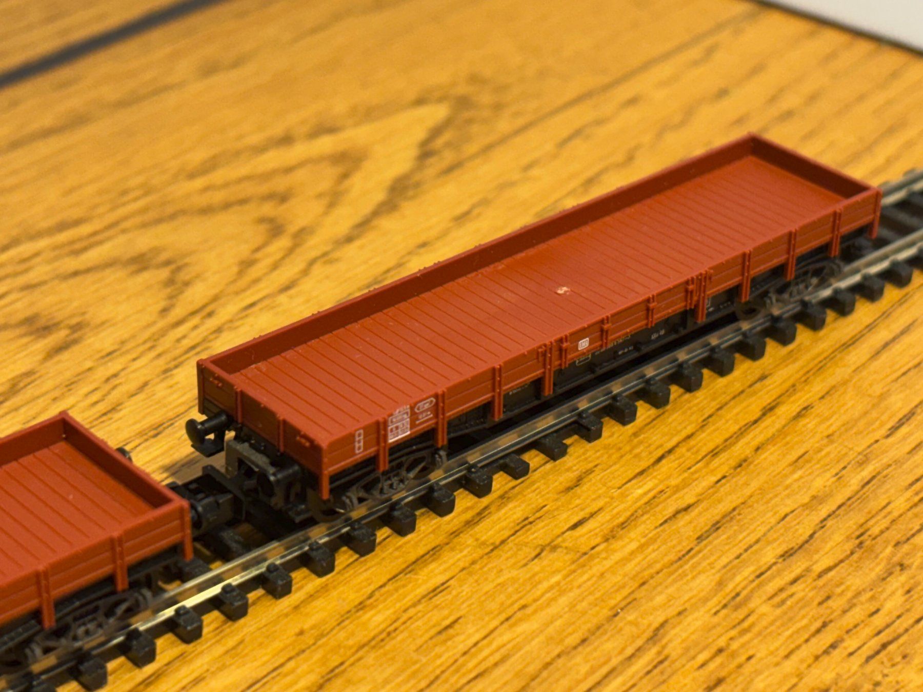 Modellini di ferrovie: e1663: 2 Stk. Flachwagen (Spur N) – Usato da Birsfelden venduto da Birs_25 2