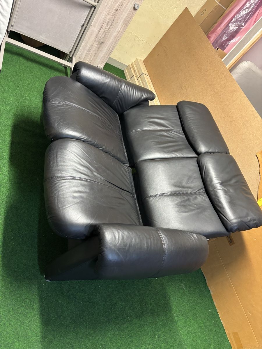 Divani: Ledersofa mit Liege funktion – Usato da Zug venduto da Deks 4