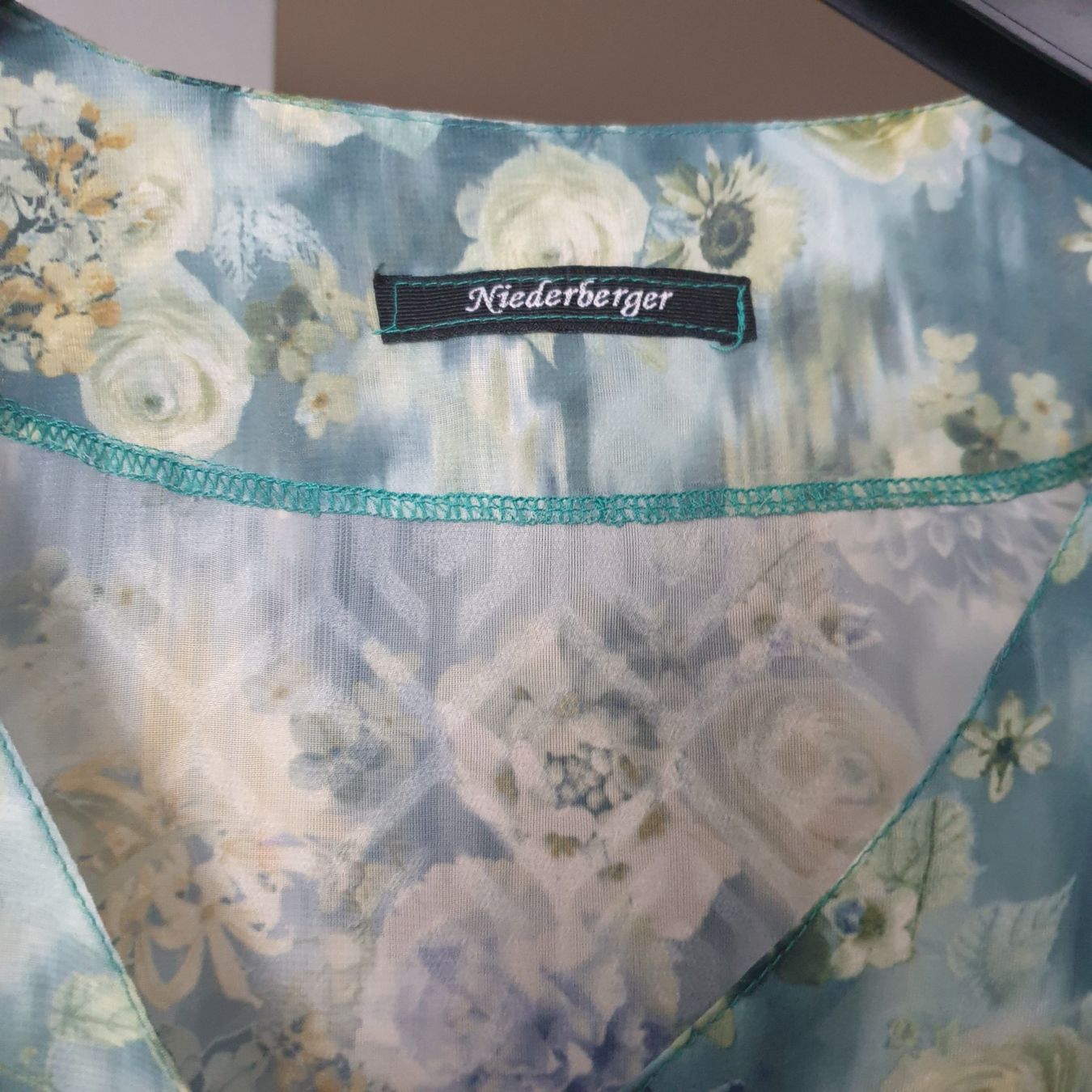 Niederberger Camicette: Niederberger blumige Bluse Gr. M – Usato da Frenkendorf venduto da Chrigeli01 2