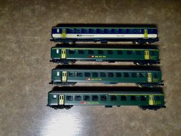 4 x Mini Bahn N Personenwagen SBB / BLS ( 36 )