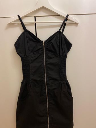 Kleid