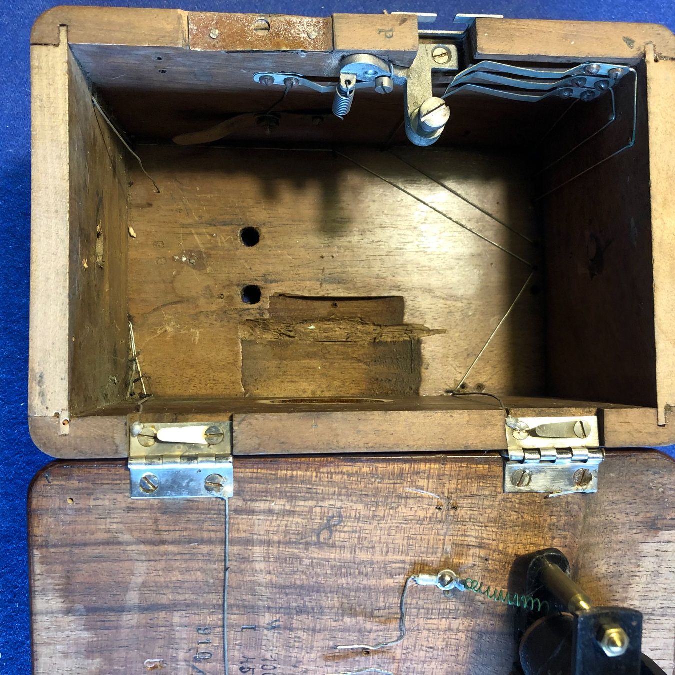 Telefone: téléphonie sonnerie – Gebraucht aus Poliez-Le-Grand von Japi0 4