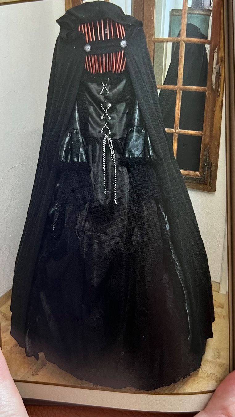 Costumi: Neues Ballkleid viktorianisch/gotisch XL – Nuovo e nell'imballaggio originale da Kallnach venduto da sta_sy57