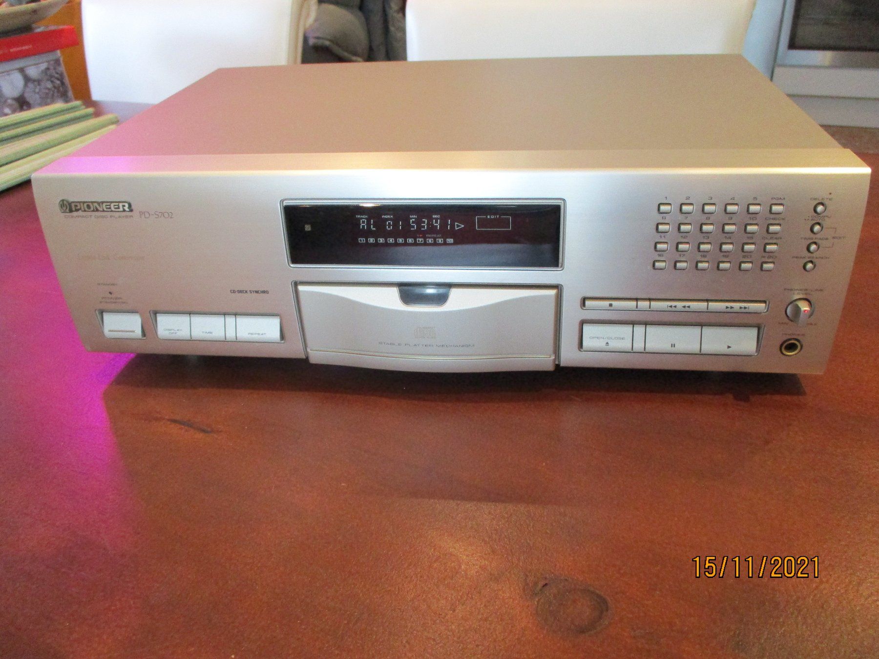Pioneer Multimediaplayer & Streamer: Pioneer PD-S 702 CD Player in champanger – Gebraucht aus Liestal von Disc-Point 6