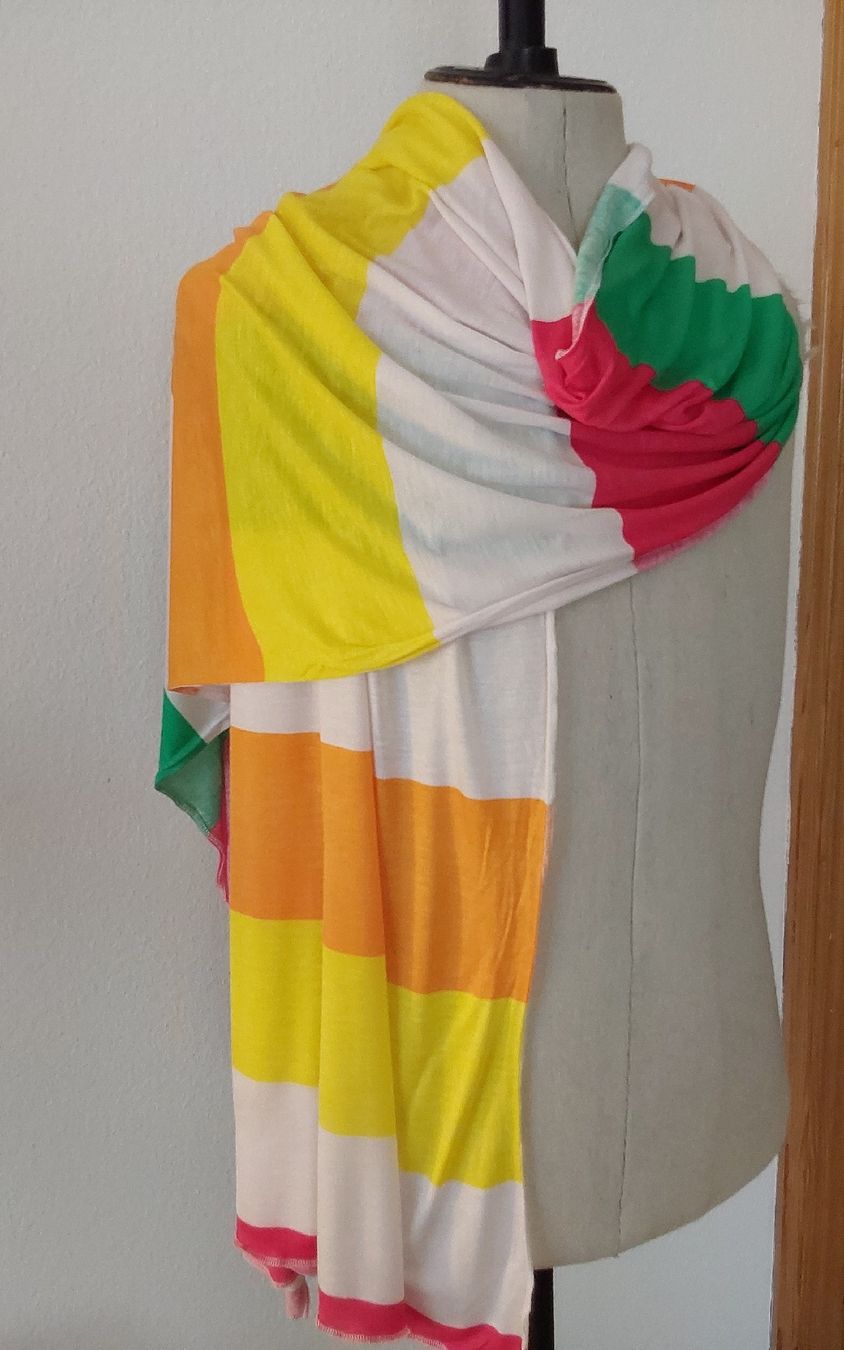 Foulards & écharpes: Schal Viskose – Neuf (Voir description) à Köniz par scopello12