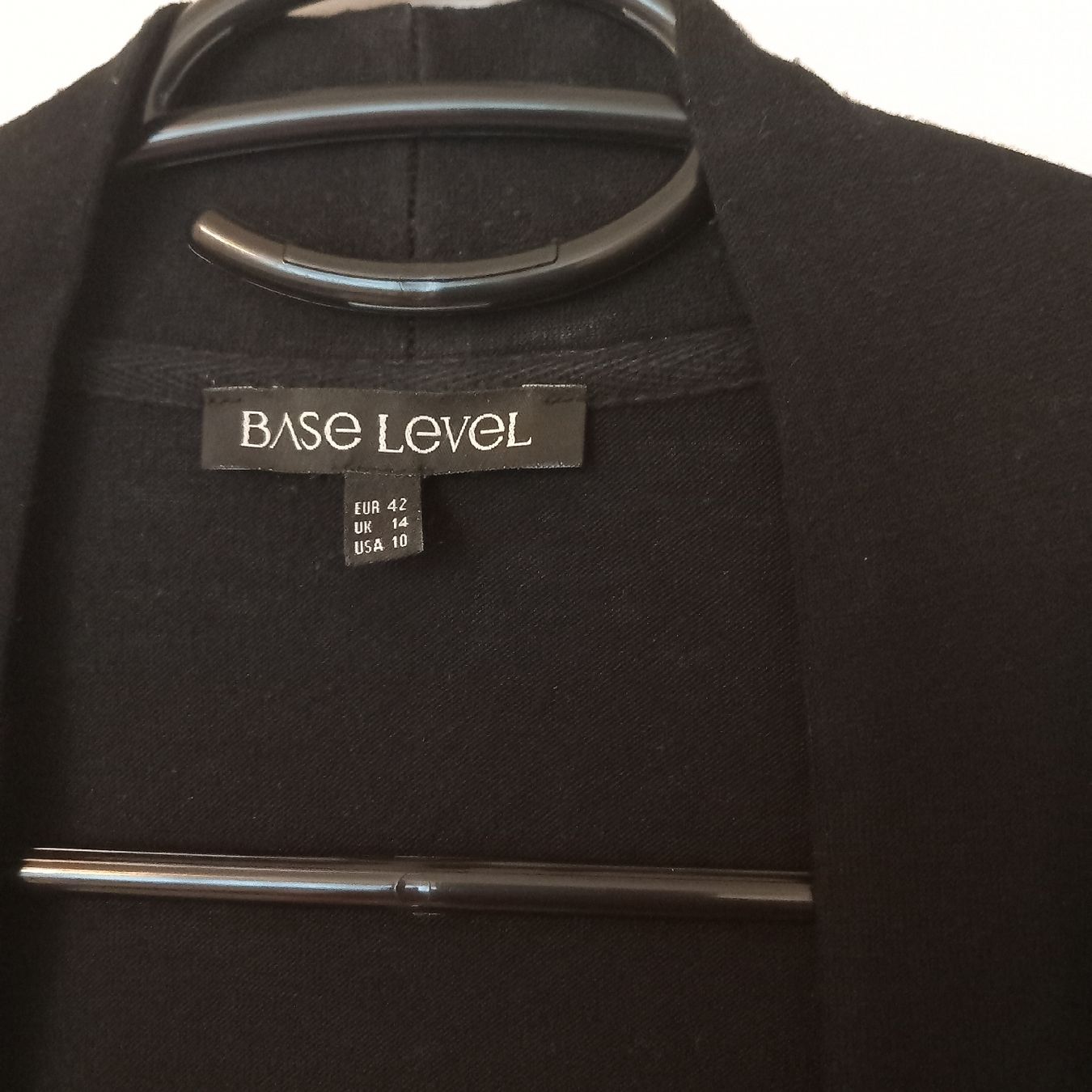 Vestes: Strickjacke von Base Level Gr. 42 – D'occasion à Wettingen par Socrates11 1