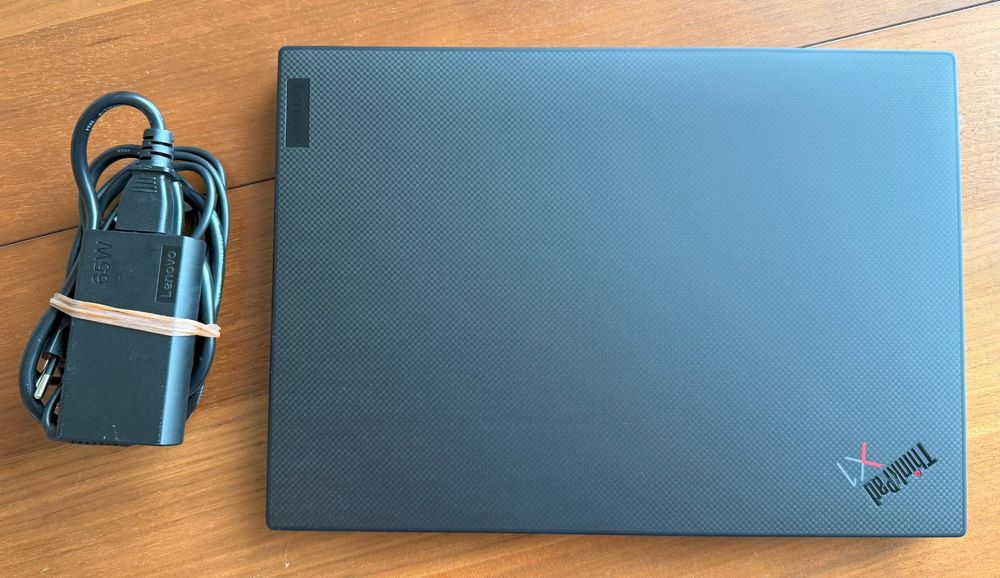 Lenovo ThinkPad X1 Carbon Gen 11 (14" Intel) 2