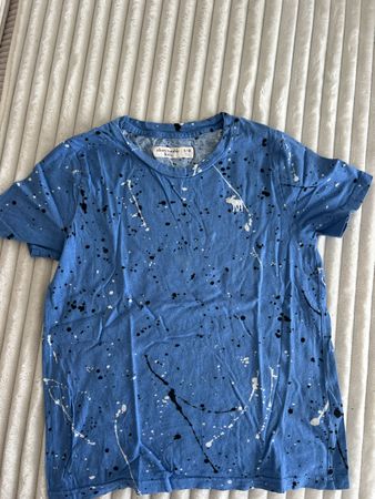ABERCROMBIE T SHIRT BLAU MIT MUSTER GR 9/10 
