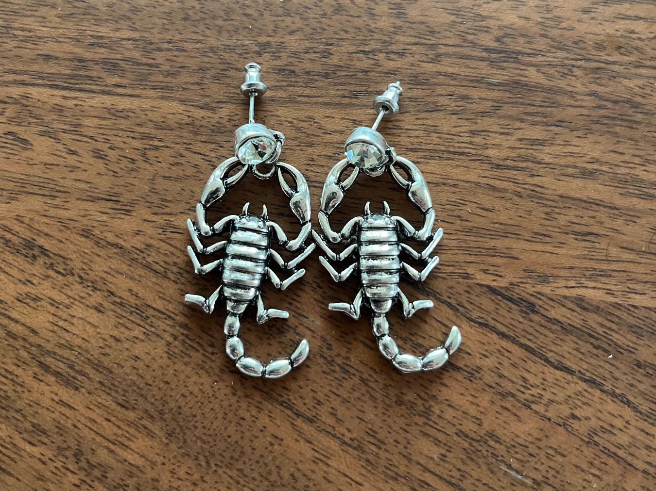 Orecchini pendenti & Orecchini a lobo: Coole Ohrringe Skorpion Look – Nuovo (secondo la descrizione) da Gams venduto da Mariawicca 1