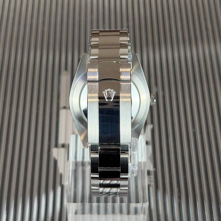 Montres: Rolex Datejust 41mm 126300 – D'occasion à Genève par minty.watches 7