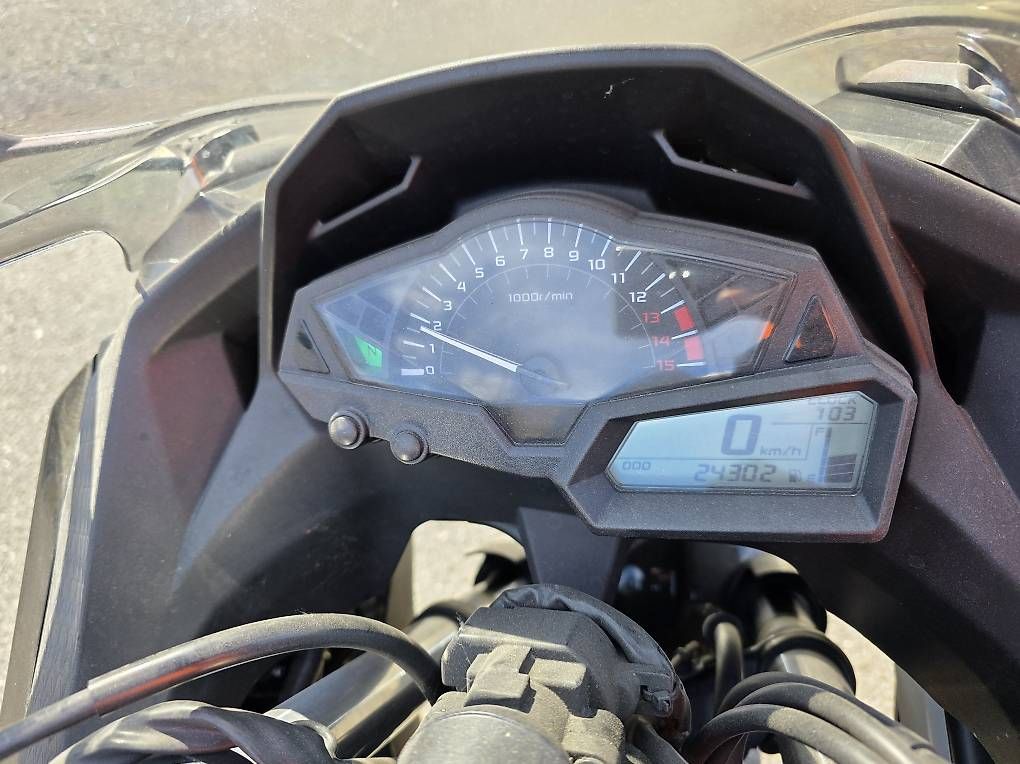 Kawasaki Strada: Kawasaki ninja 300 – Usato da Osogna venduto da Met97